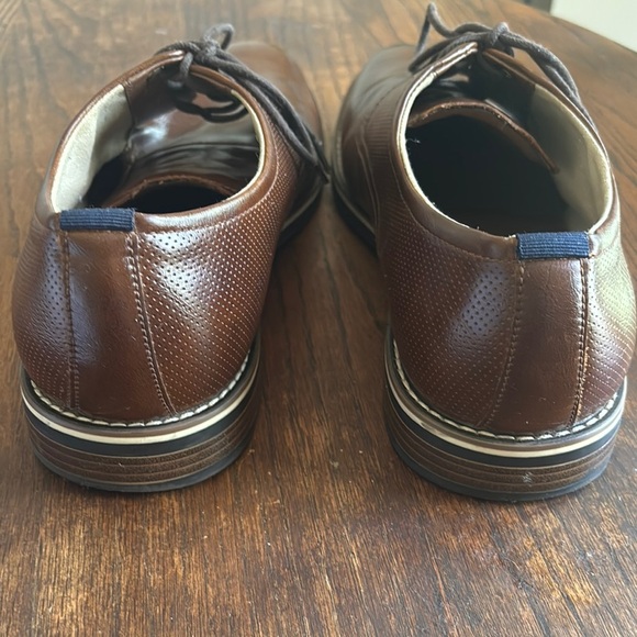 Apt. 9 Brown Leather Oxfords with Polished Finish - Picture 7 of 10